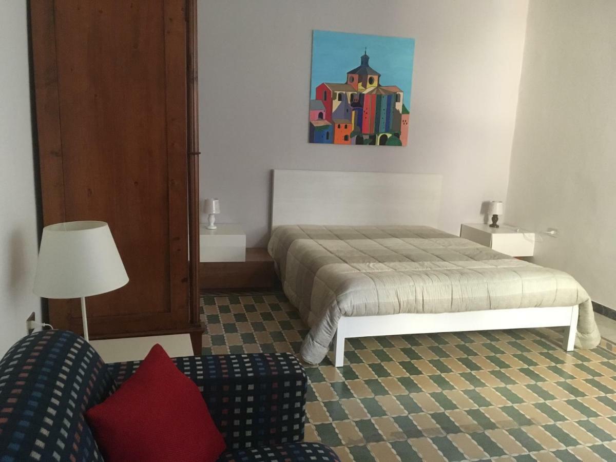 Casa Vacanze Pizzicanto Irsina Bagian luar foto